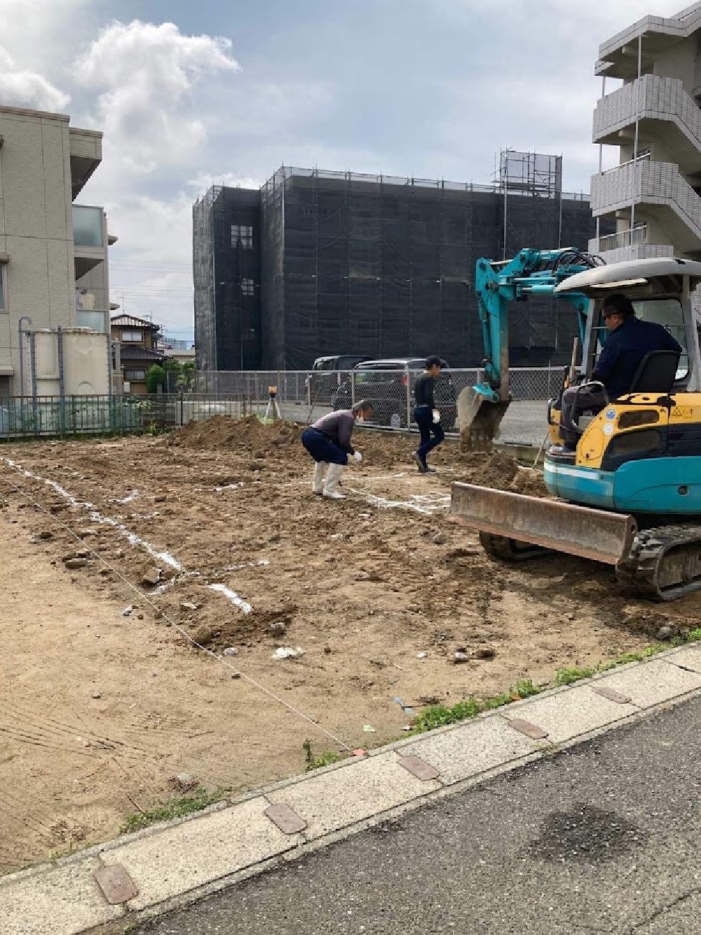 基礎工事着工